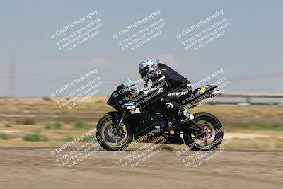 media/Sep-01-2025-Lets Ride (Mon) [[4370d11284]]/B Group/1220pm (Wheelie Bump)/